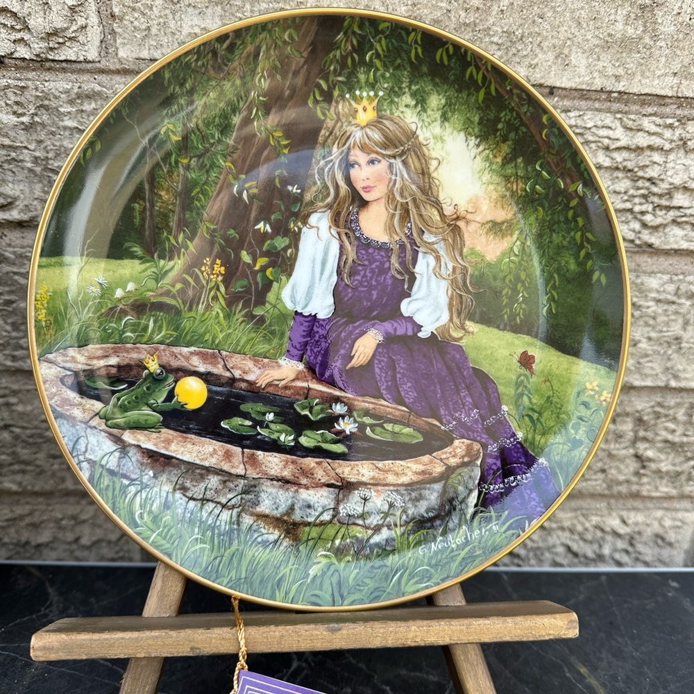 Kaiser Porcelain Plate 1983 The Frog King Gerda Neubacher Fairy Tale Plate